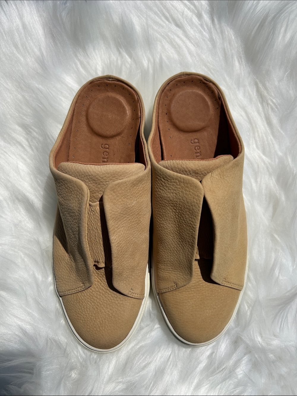 Kenneth Cole Tan Slip-On Leather Sneakers with White Soles